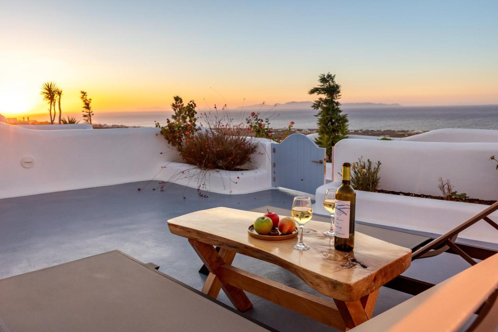 Sun Angelos Oia - Luxury Cave Suites Екстериор снимка